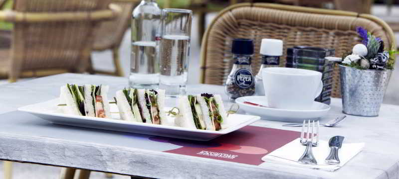 Campanile Hotel & Restaurant Arnhem - Zevenaar Eksteriør billede